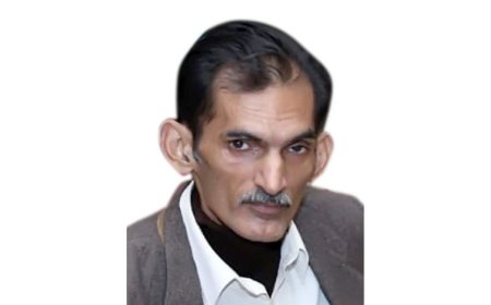 Bollywood Prophesier Pradeep Bhanot